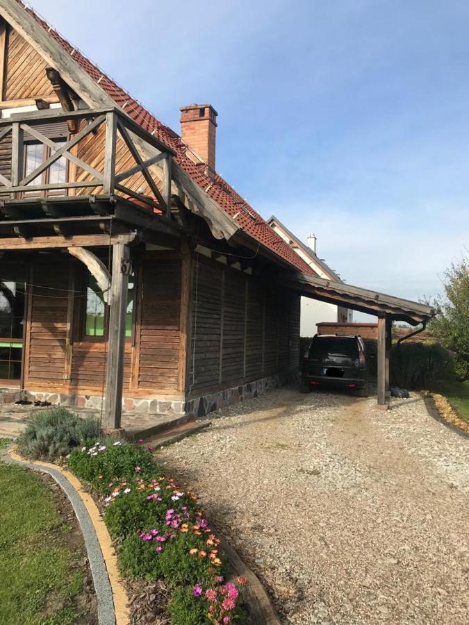Dom Nad Jeziorem Lakorz Exteriör bild